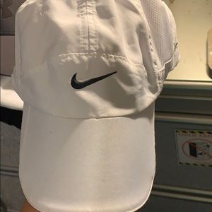 Nike Hat, brand new, never worn!!!!